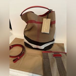 Burberry Canvas Ashby Medium Hobo Bag in Red